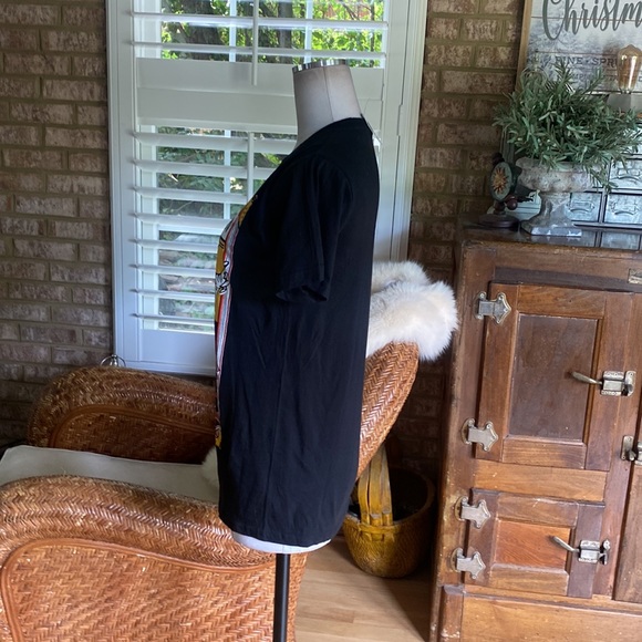 HOT TOPIC T SHIRT STRANGER THINGS THE DEMOGORGON BLACK NEW - Picture 4 of 9